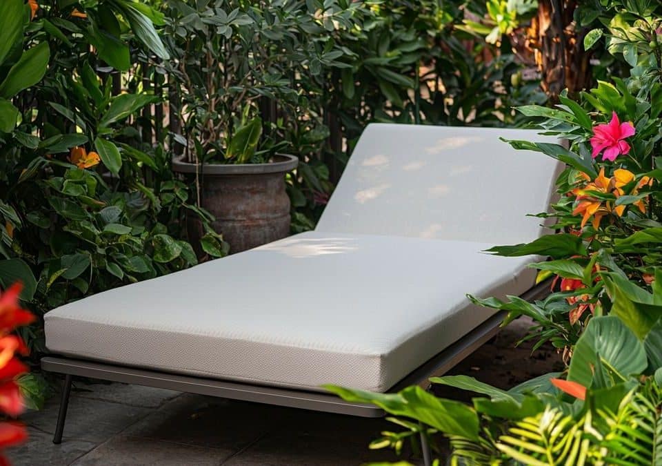 Matelas bain de soleil : Trouvez le modèle parfait pour votre terrasse